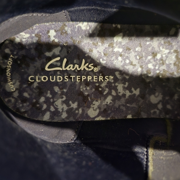 Clarks Cloud steppers booties - Picture 4 of 7